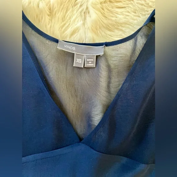 VINCE Navy Silk & Sheer Blouse Size XS - Picture 3 of 5